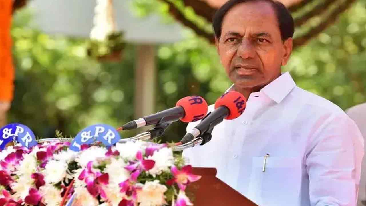 పదేండ్లలో పది వేల కోట్లు