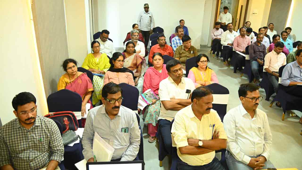 వైద్యారోగ్య దినోత్సవాన్ని సక్సెస్‌ చేయాలి