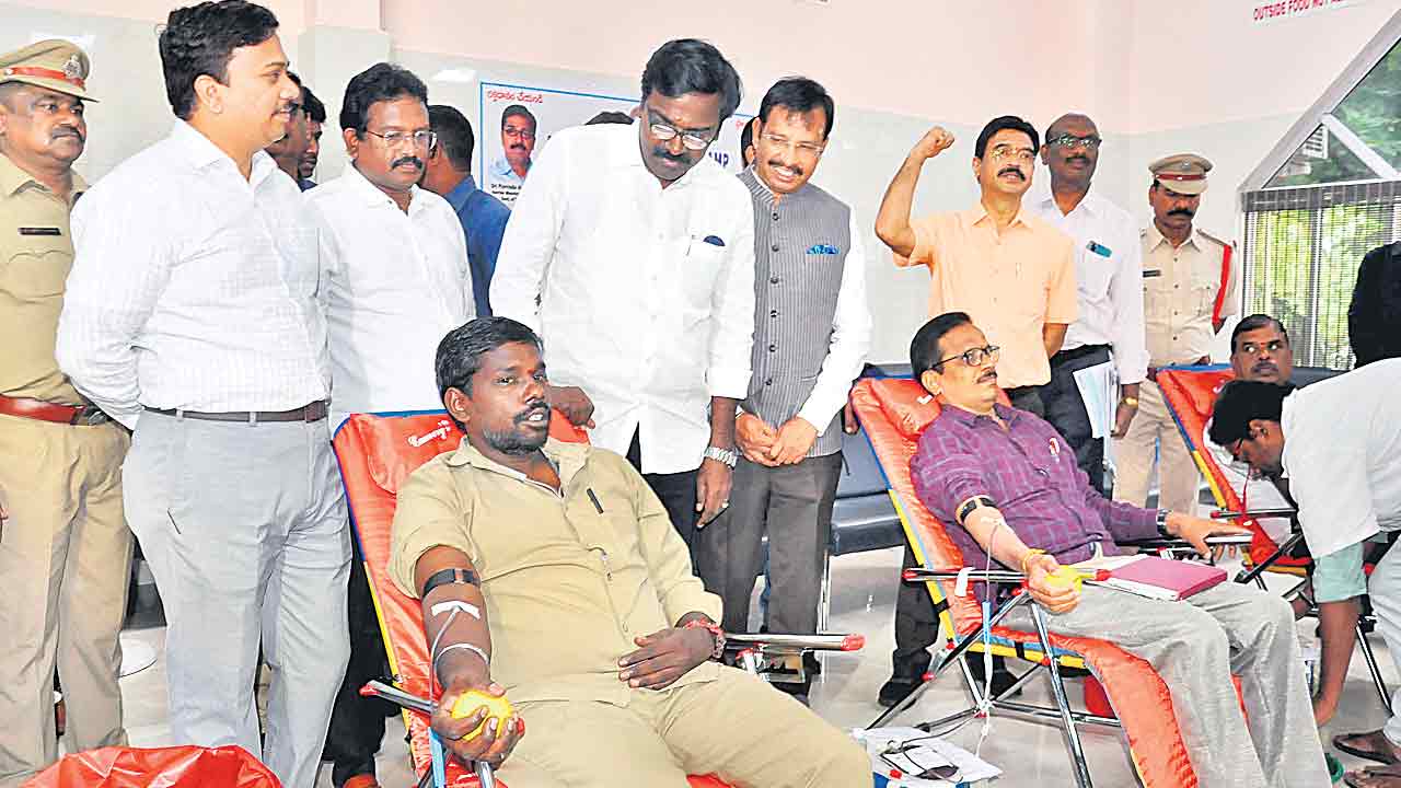 ఆర్టీసీలో మరిన్ని కొత్త బస్సులు