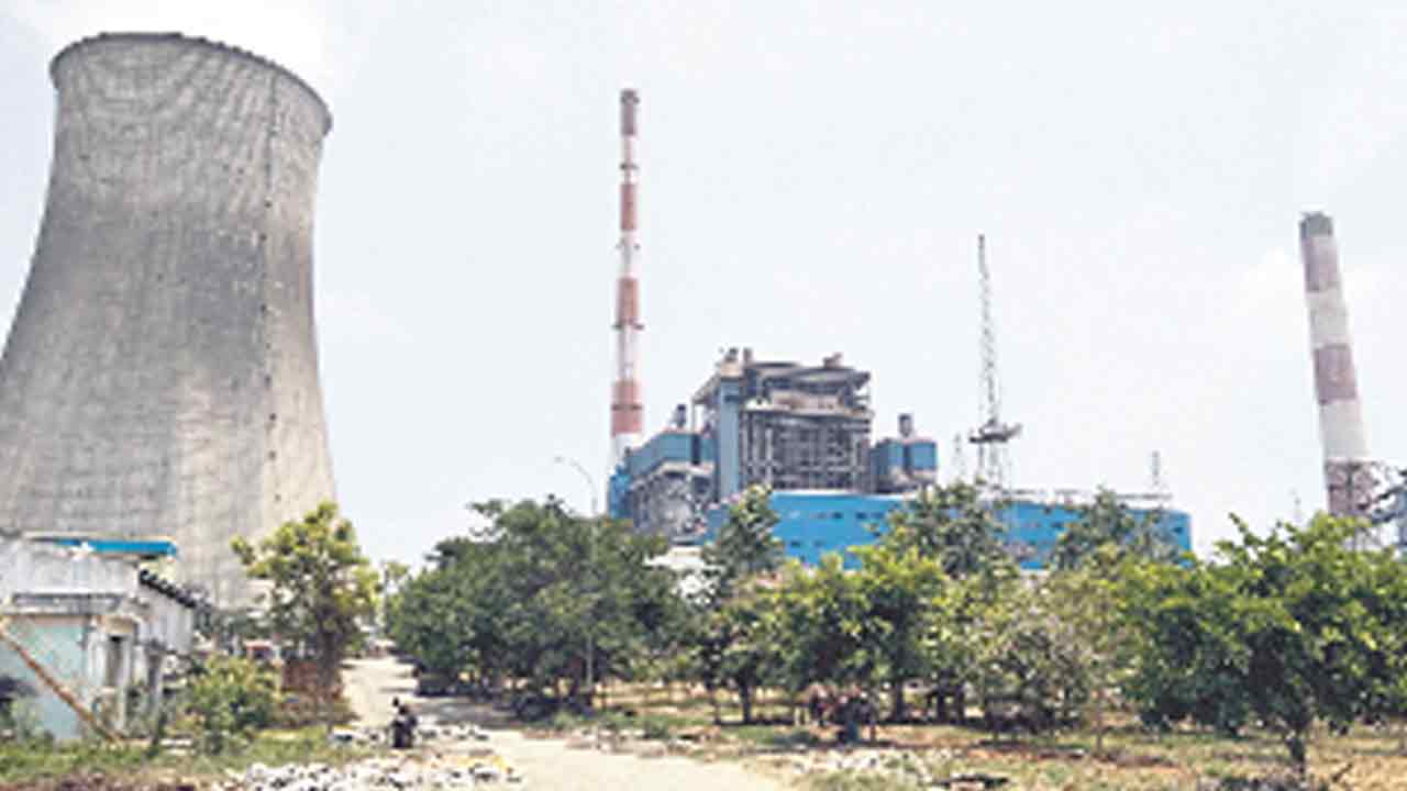 పరిశ్రమల ఖిల్లా.. ఉమ్మడి జిల్లా