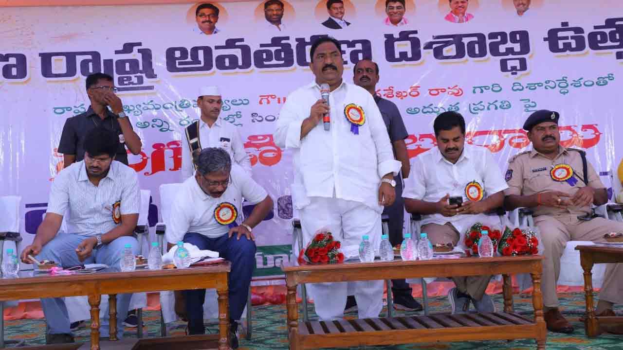 సింగరేణిని ప్రైవేటీకరిస్తే ఊరుకోం..