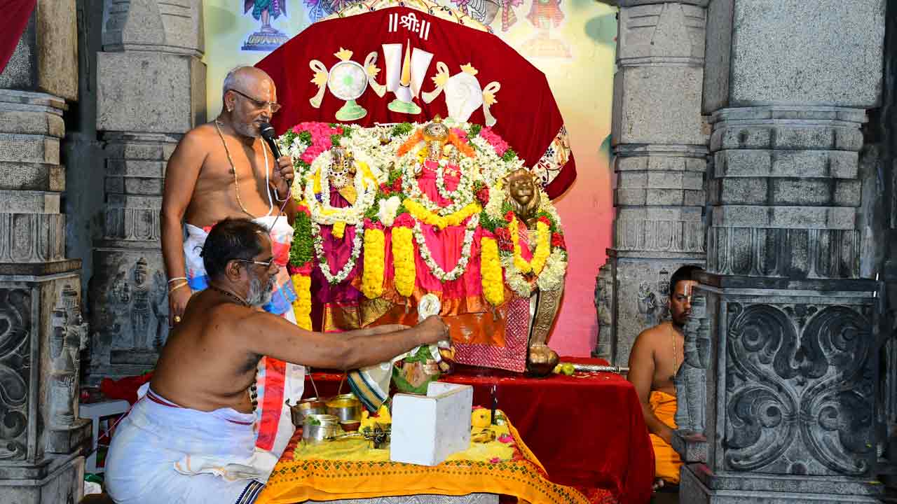 యాదగిరీశుడికి నిత్య కల్యాణోత్సవం