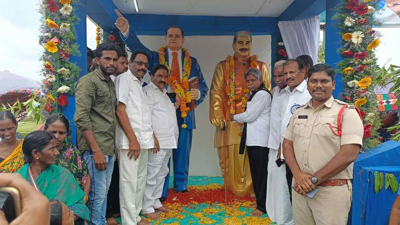 మహనీయుల త్యాగాలు మరువలేనివి