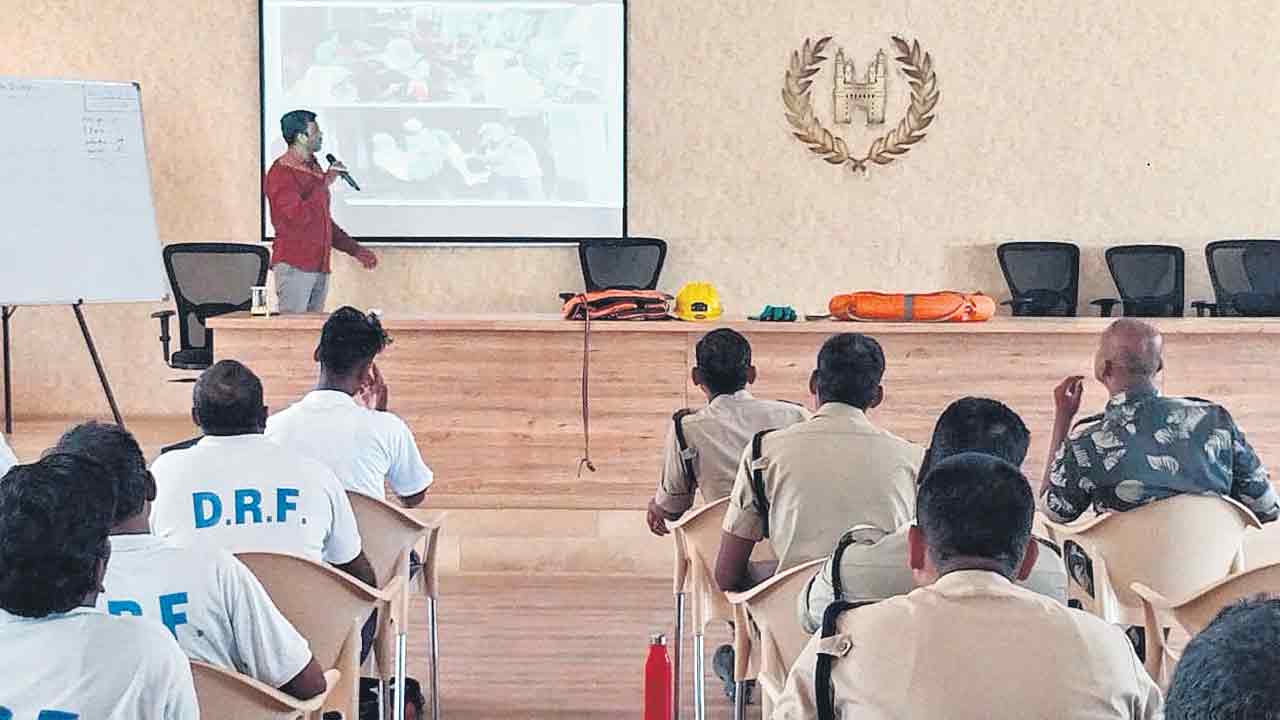 విపత్తు నివారణలో.. డీఆర్‌ఎఫ్‌