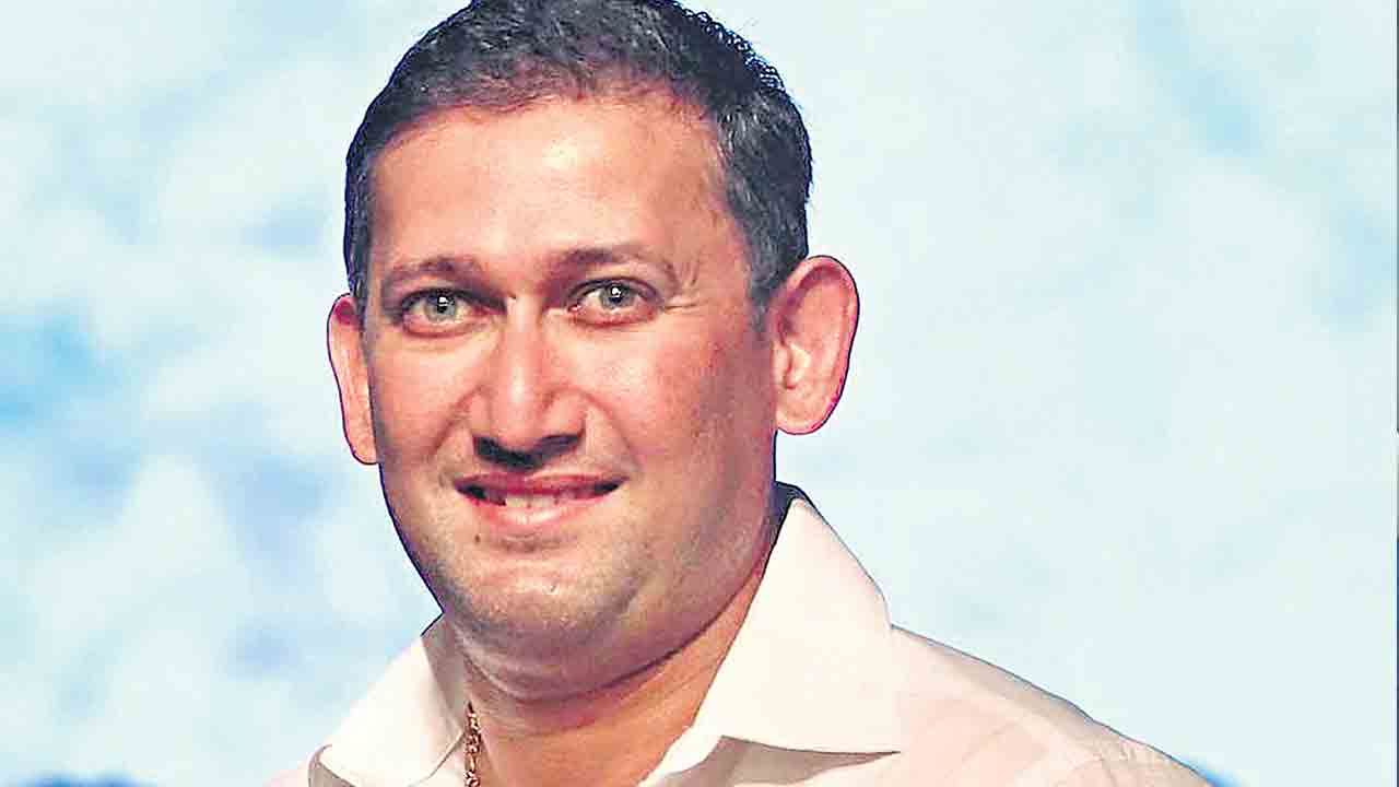 చీఫ్‌ సెలెక్టర్‌ రేసులో అగార్కర్‌