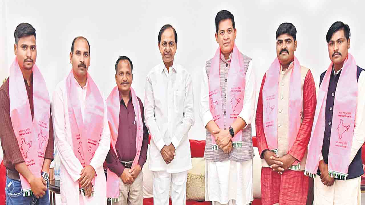 Anand Roy And Kcr