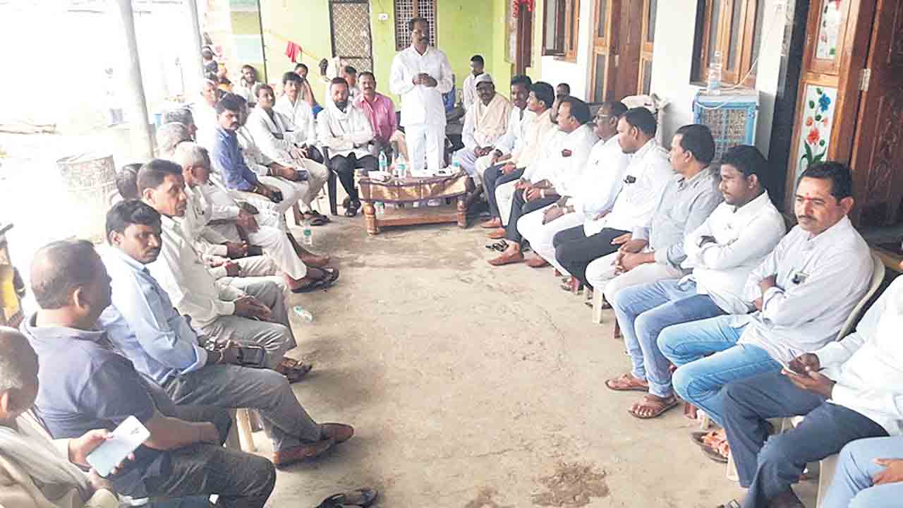 సీఎం కేసీఆర్‌ సభను విజయవంతం చేయాలి