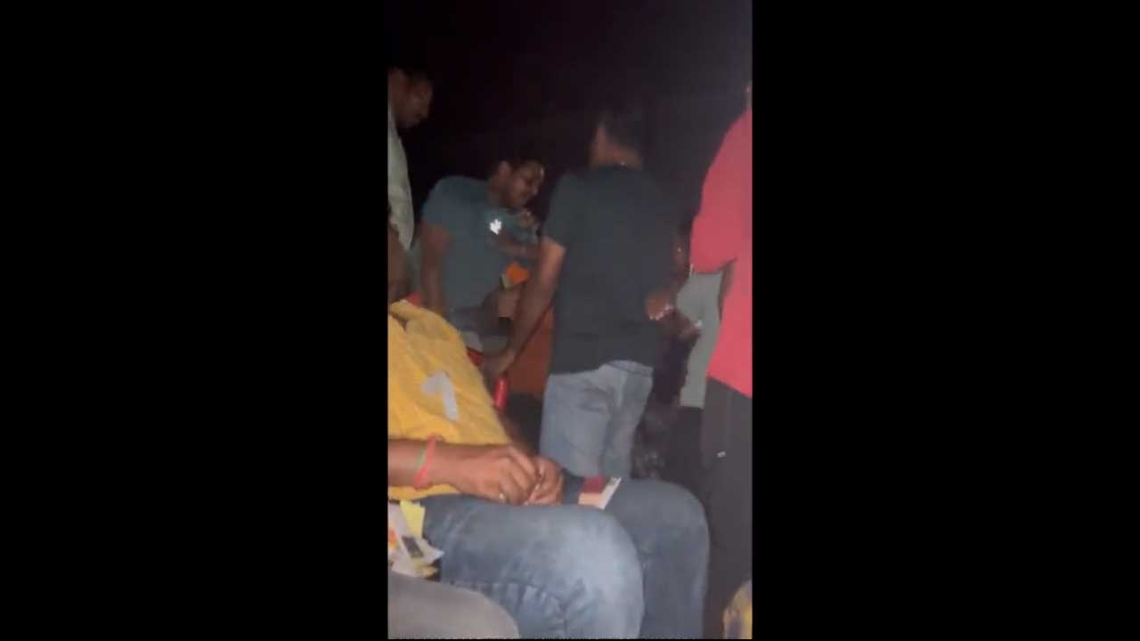 Lord Hanuman’s seat | హనుమాన్‌ సీట్లో కూర్చున్న వ్యక్తిపై ప్రభాస్‌ ఫ్యాన్స్‌ దాడి.. హైదరాబాద్‌ భ్రమరాంబ థియేటర్‌లో ఘటన.. వీడియో