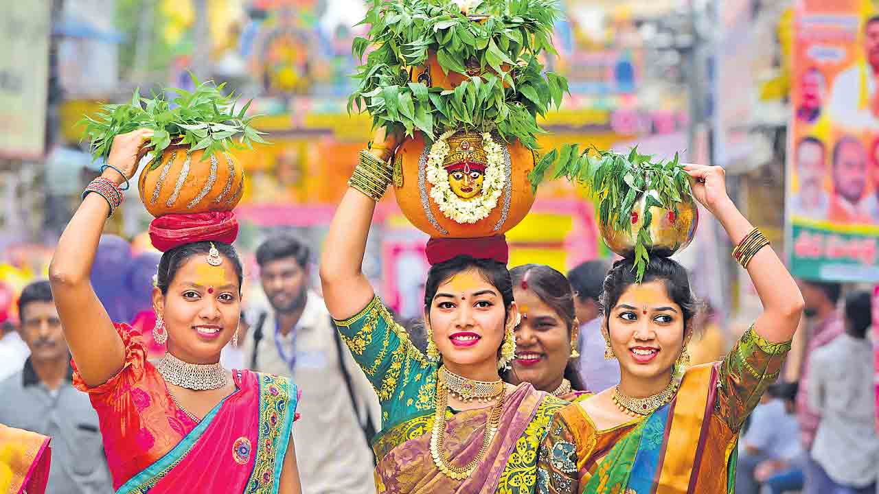 జనజాతర బోనాలు