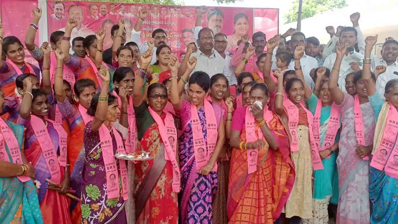 బీఆర్‌ఎస్‌లోకి భారీగా చేరికలు