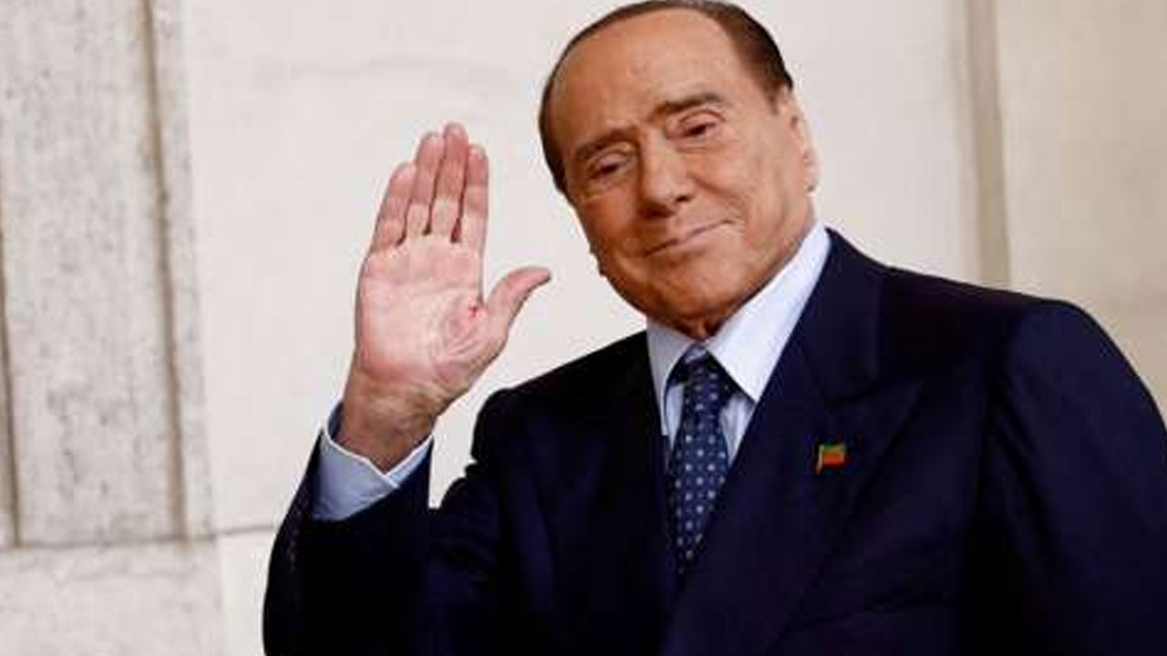 Silvio Berlusconi: వాక్యూమ్ క్లీన‌ర్లు అమ్మారు.. బుంగా బుంగా పార్టీల్లో తేలారు