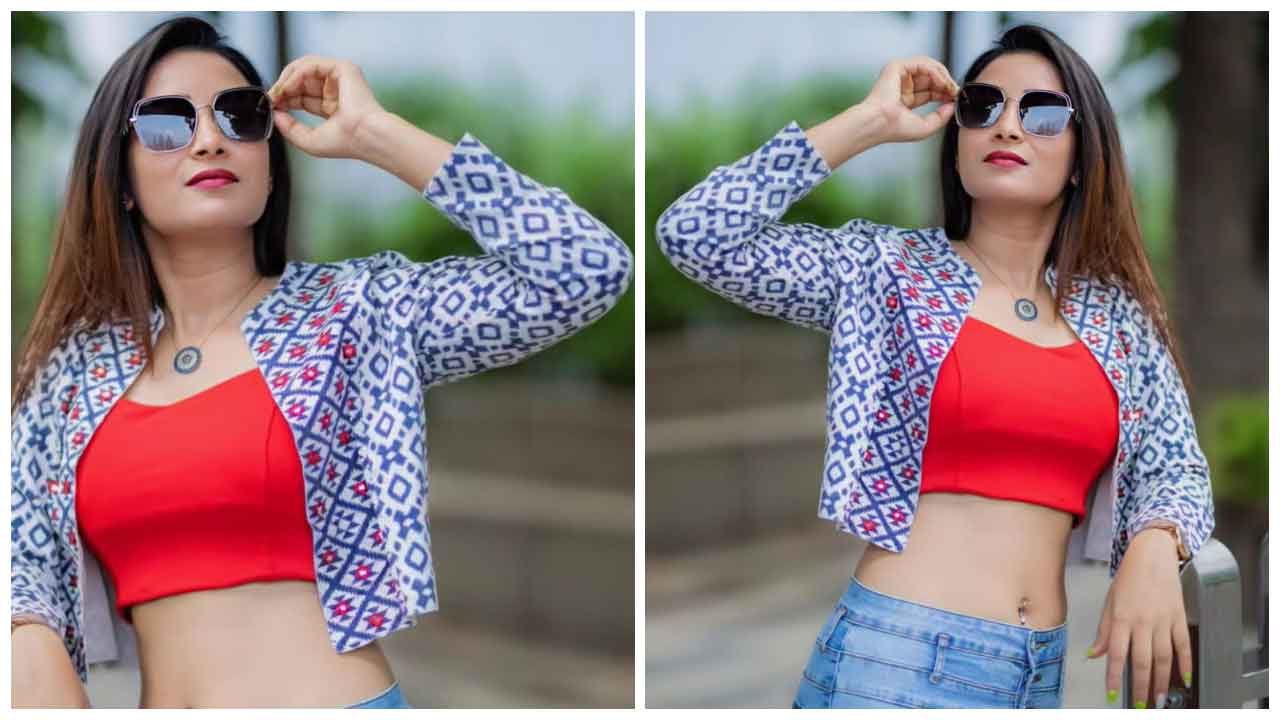 Bhanu Shree | నడుమందాలతో సెగలు పుట్టిస్తున్న భానుశ్రీ‌..