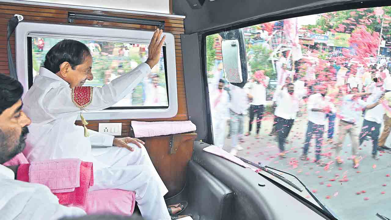 Cm Kcr, Ministers