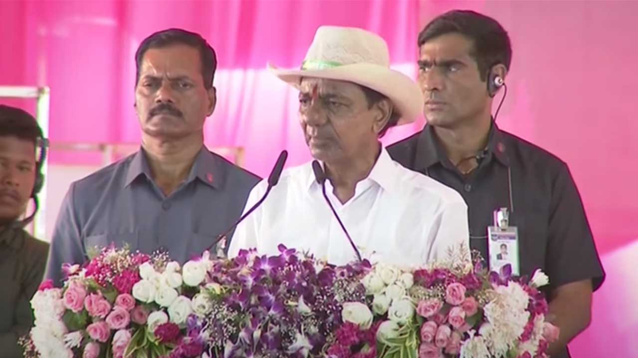 CM KCR | ఆసిఫాబాద్‌, మంచిర్యాల జిల్లాలపై సీఎం కేసీఆర్‌ వరాల జల్లు.. మున్సిపాలిటీలు, గ్రామ పంచాయతీలకు నిధుల పంట