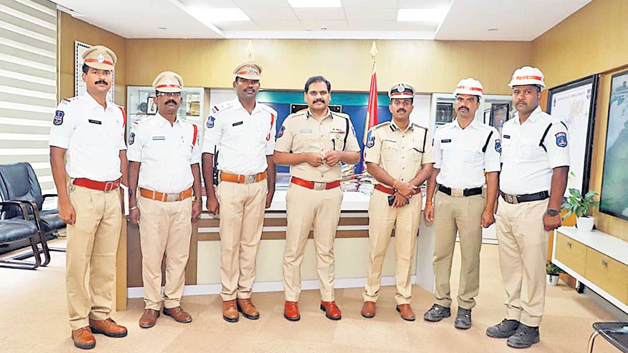 డ్రంక్‌ అండ్‌ డ్రైవ్‌ తనిఖీల్లో.. 150కిలోల గంజాయి పట్టివేత