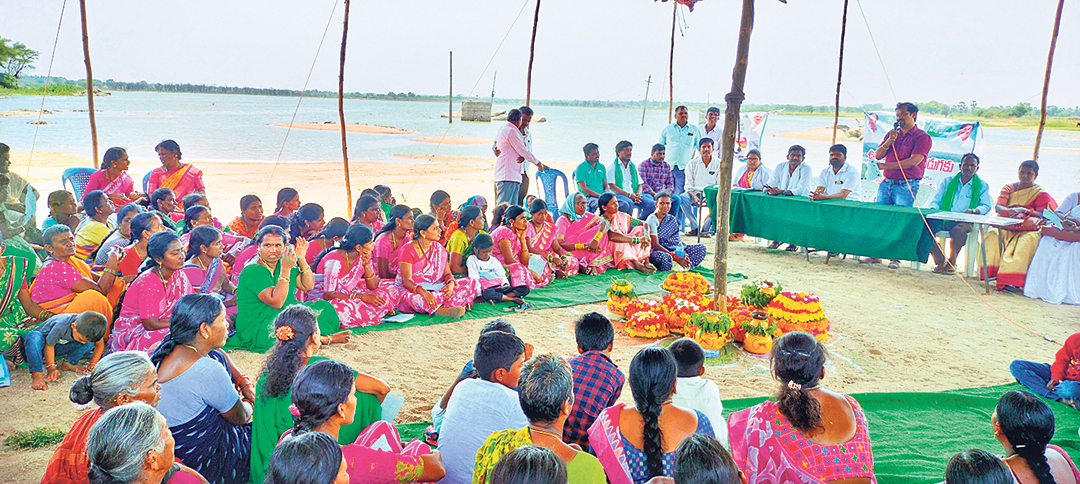 Cheruvula Pandaga At All Telangana Villages In The Part Of Telangana Decade Celebrations (12)