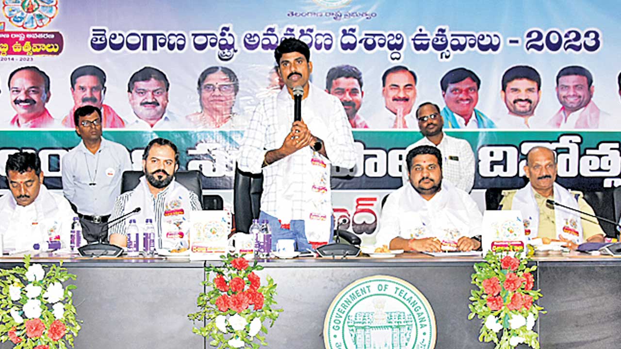 ప్రజల చెంతకే పాలన