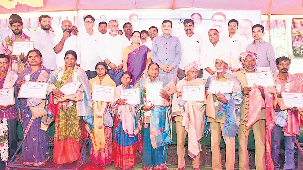 పల్లెప్రగతితో ఆదర్శగ్రామాలు