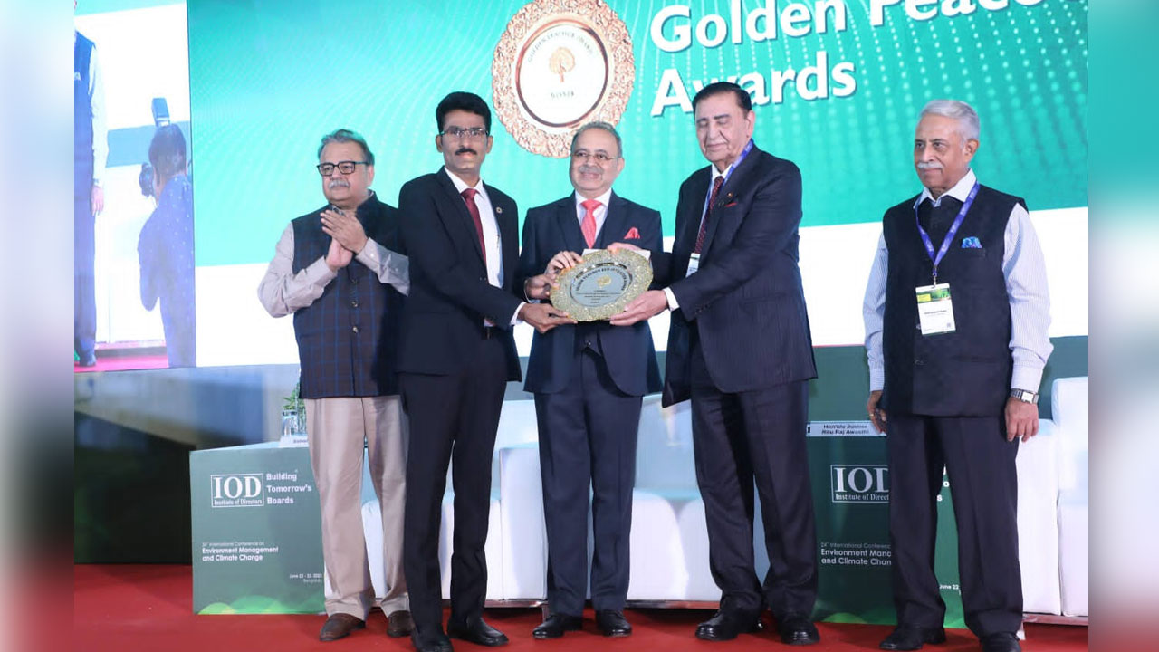 DRDO Scientist | డీఆర్‌డీవో శాస్త్ర‌వేత్త‌కు గోల్డెన్ పీకాక్ ఎకో ఇన్నోవేష‌న్‌ అవార్డు ప్ర‌దానం