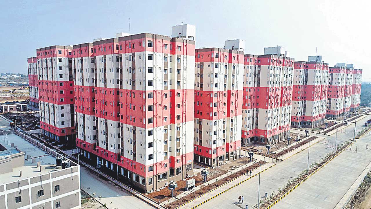 22న డబుల్‌ ఇండ్ల పండగ