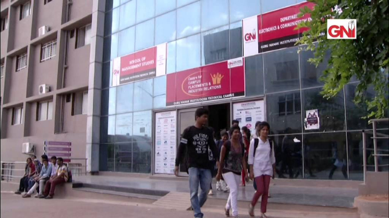 GNU |  విద్యార్థుల సర్టిఫికెట్లు ఇచ్చేయండి.. గురునానక్‌ యూనివర్సిటీకి తెలంగాణ ప్రభుత్వం నోటీసులు 