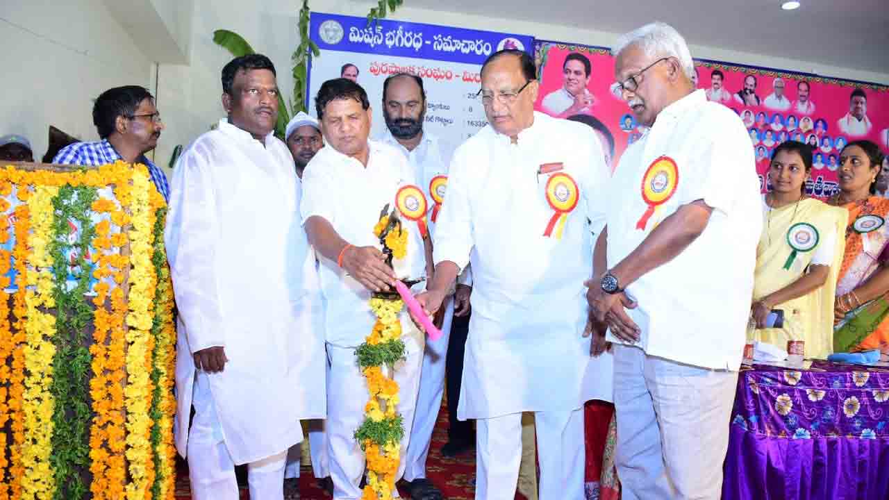 Gutta Sukhender Reddy | సీఎం కేసీఆర్‌ చొరవతో రైతు చెంతకు కృష్ణా , గోదావరి జలాలు : గుత్తా సుఖేందర్‌ రెడ్డి