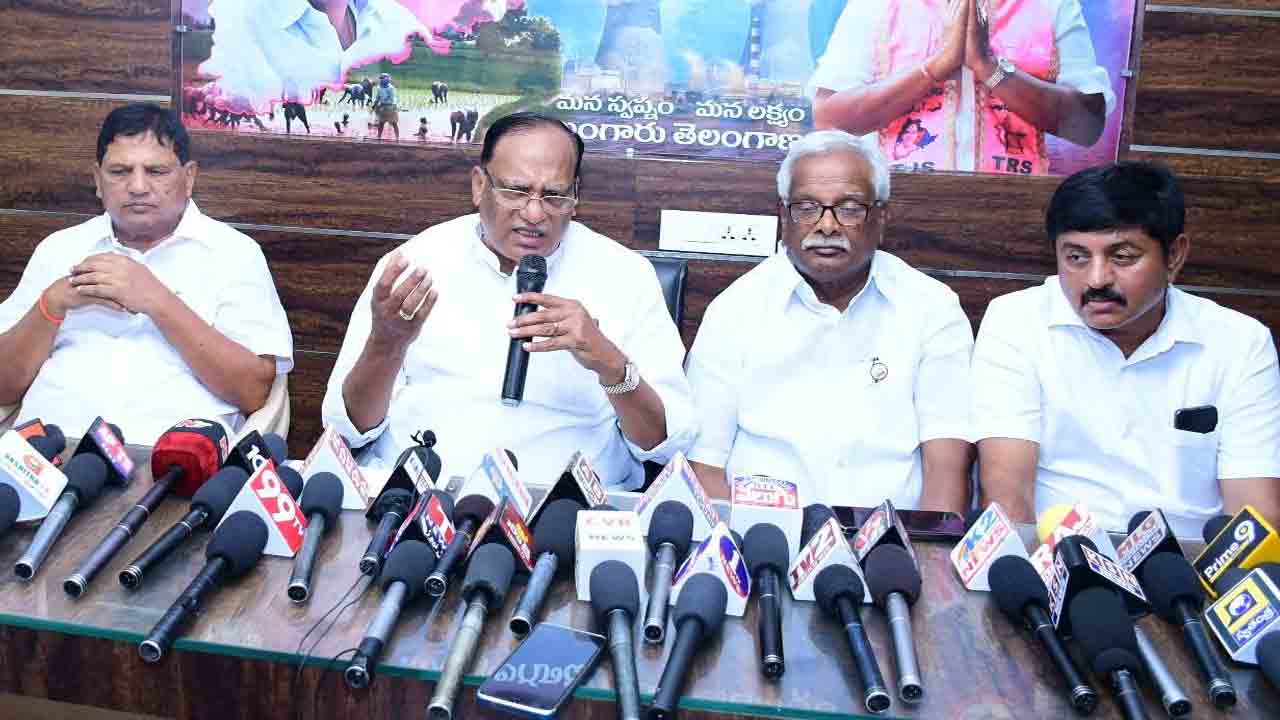 Gutta Sukhender Reddy | గమ్యం, గమనం లేని నాయకుడు భట్టి విక్రమార్క : శాసనమండలి చైర్మన్‌ గుత్తా సుఖేందర్‌రెడ్డి