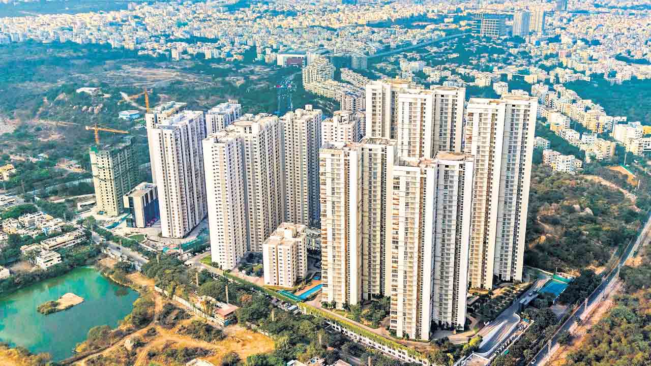 Hyderabad |  ఆకాశమే హద్దుగా.. ఎత్తయిన భవనాల్లో దేశంలోనే రెండో స్థానంలో హైదరాబాద్‌