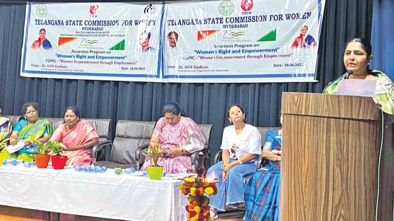 బాలికల విద్యకు పెద్దపీట