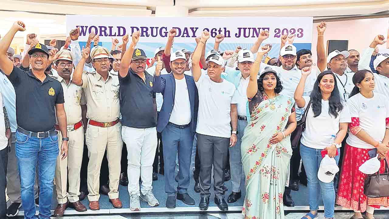 డ్రగ్స్‌ విక్రయించినా, సరఫరా చేసినా 10 ఏండ్ల జైలు