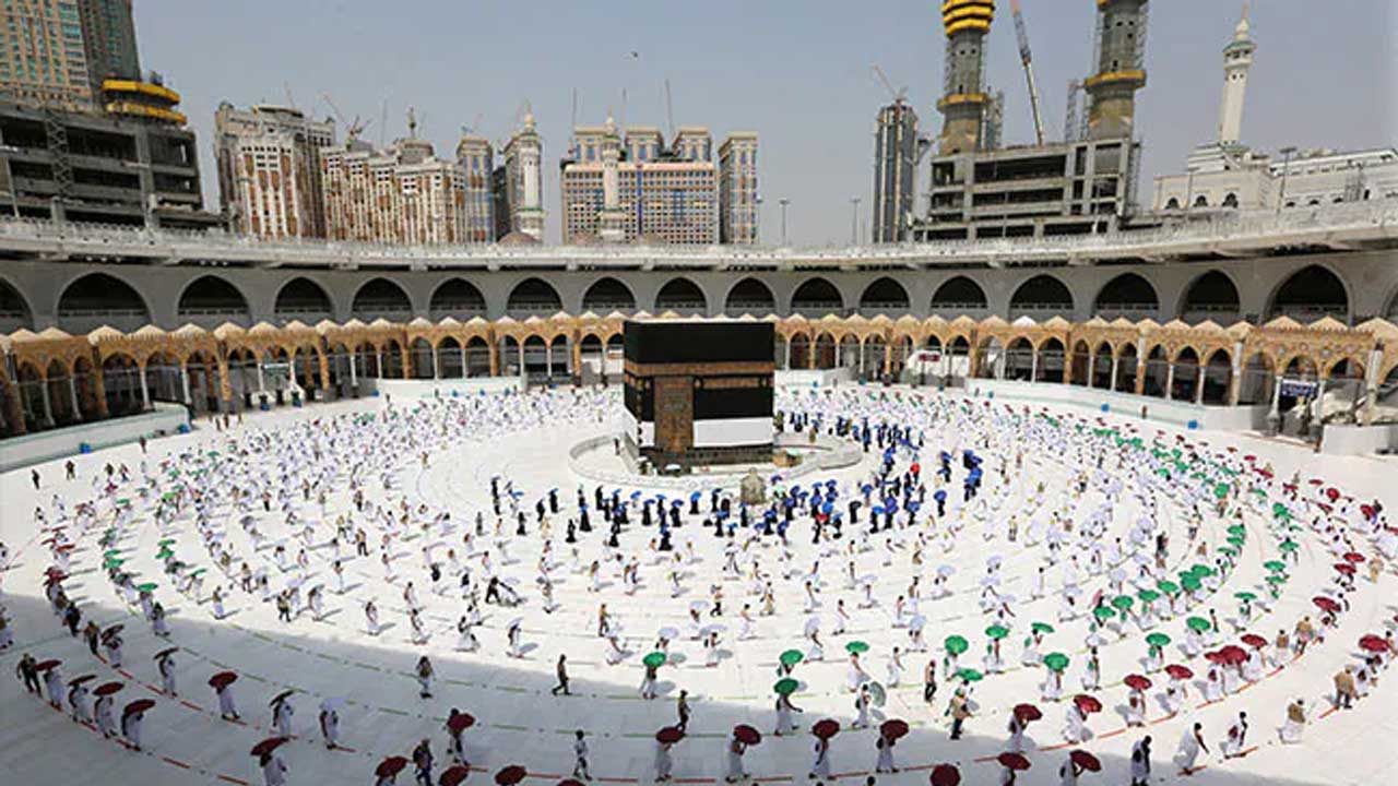 హజ్‌ యాత్రికులు తగ్గిపోయారు