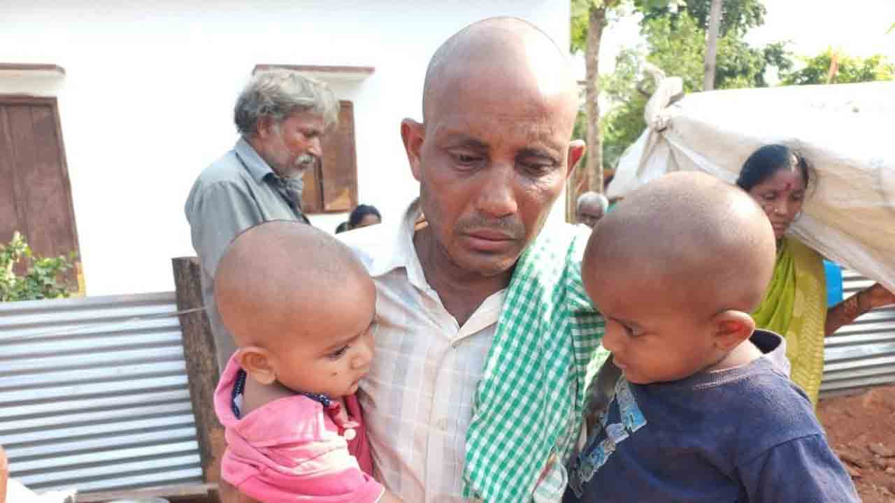 Tragedy | రోజు వ్యవధిలోనే భార్యాభర్తల ఆత్మహత్య.. అనాథలుగా మారిన ఇద్దరు చిన్నారులు