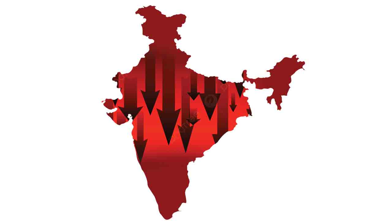 ఐదు రంగాల్లో దేశం అధోగతి