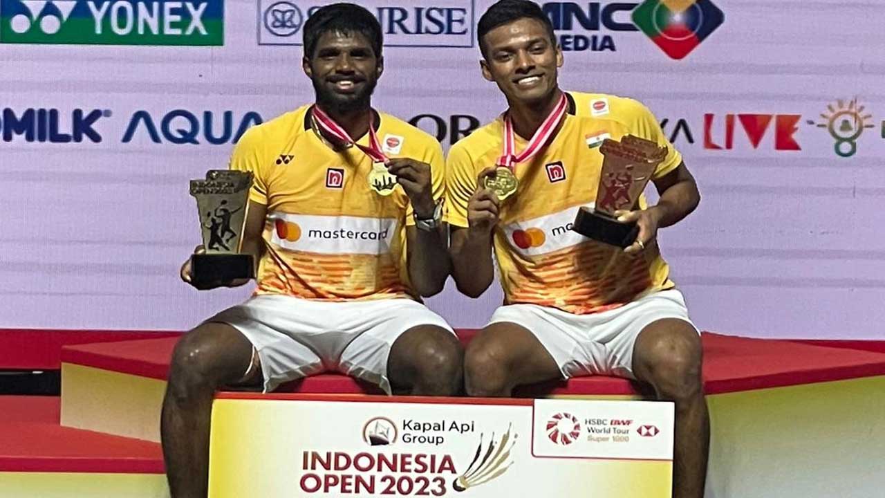 Indonesia Open | ఇండోనేషియా ఓపెన్‌ బ్యాడ్మింటన్‌ టైటిల్‌ గెలిచిన సాత్విక్‌-చిరాగ్‌ జోడి