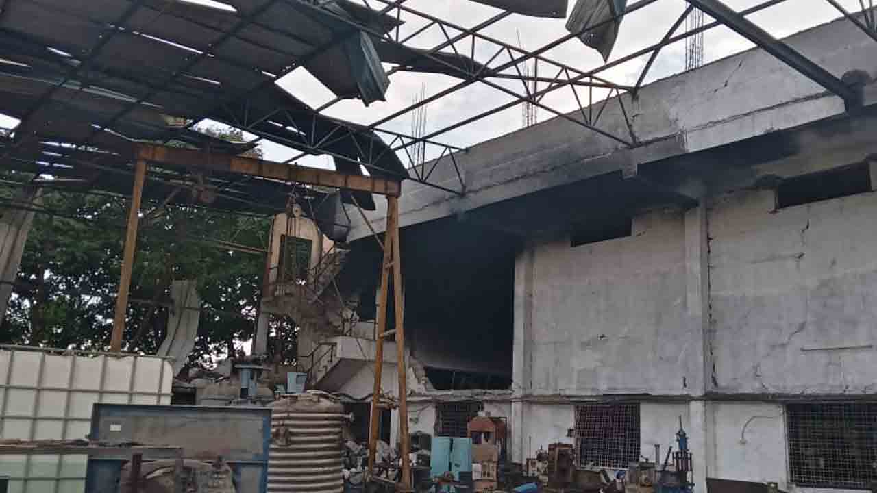 Fire accident | పటాన్ చెరు పరిశ్రమలో అగ్ని ప్రమాదం..ముగ్గురికి తీవ్రగాయాలు