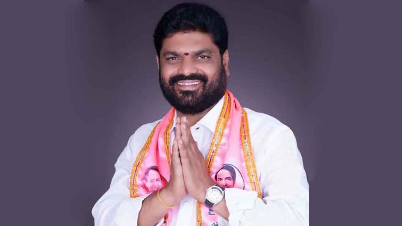 కుసుమ జగదీశ్వర్‌ హఠాన్మరణం