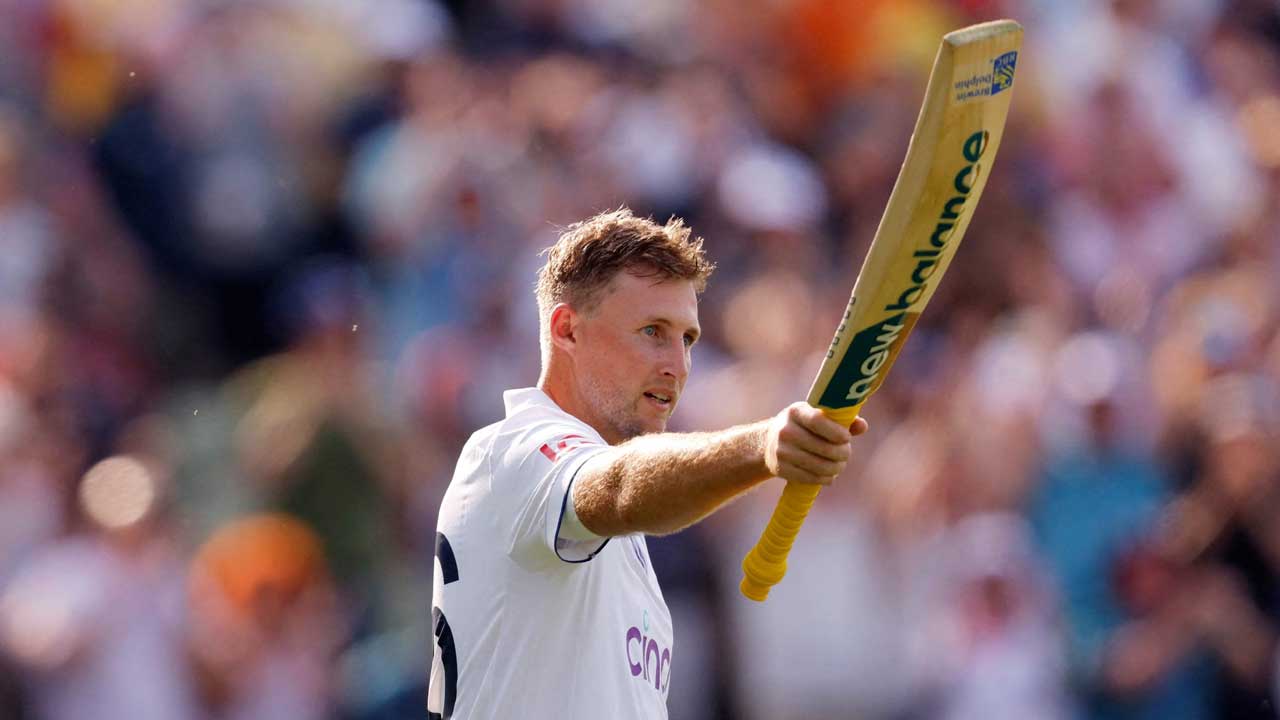 రూట్‌ సెంచరీ ఇంగ్లండ్‌ 393/8 డిక్లేర్డ్‌