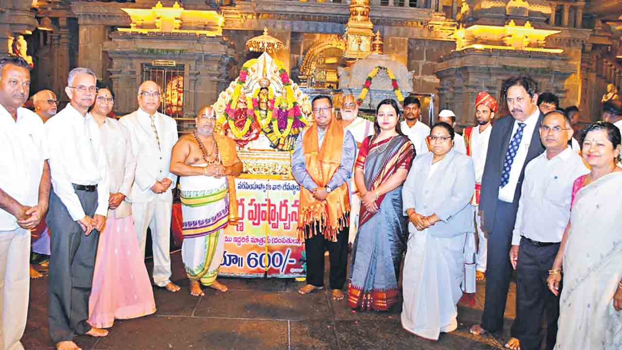 యాదగిరిగుట్ట పునర్నిర్మాణం మహాద్భుతం