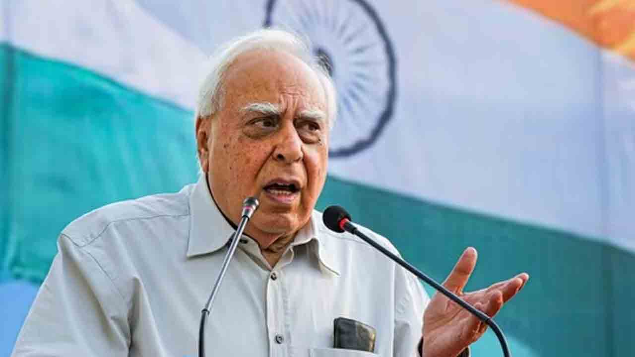 సబ్‌కా సాత్‌ కాదు.. బ్రిజ్‌ భూషణ్‌కా సాత్‌