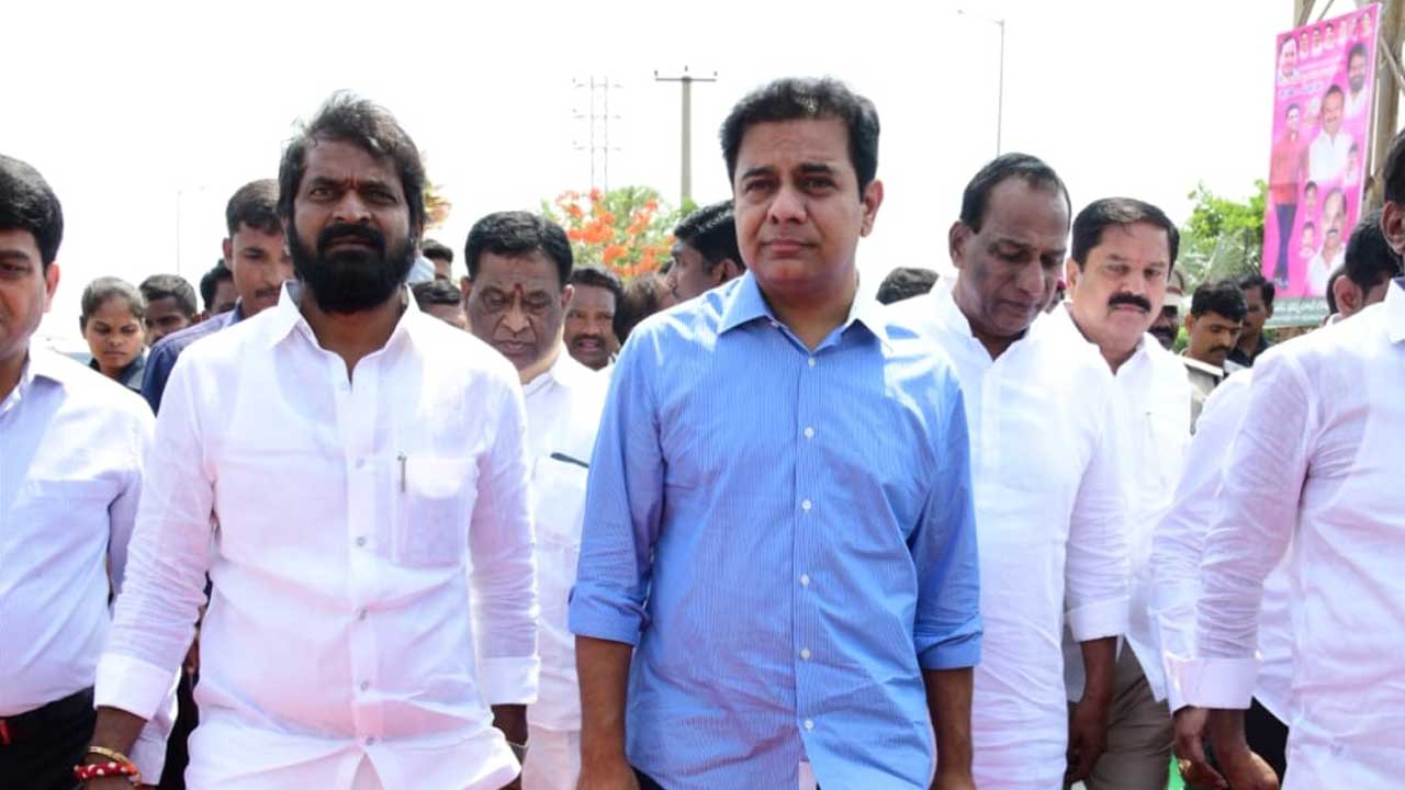 Minister KTR |  తెలంగాణలో కొనసాగుతున్న సమీకృత అభివృద్ధి: మంత్రి కేటీఆర్‌