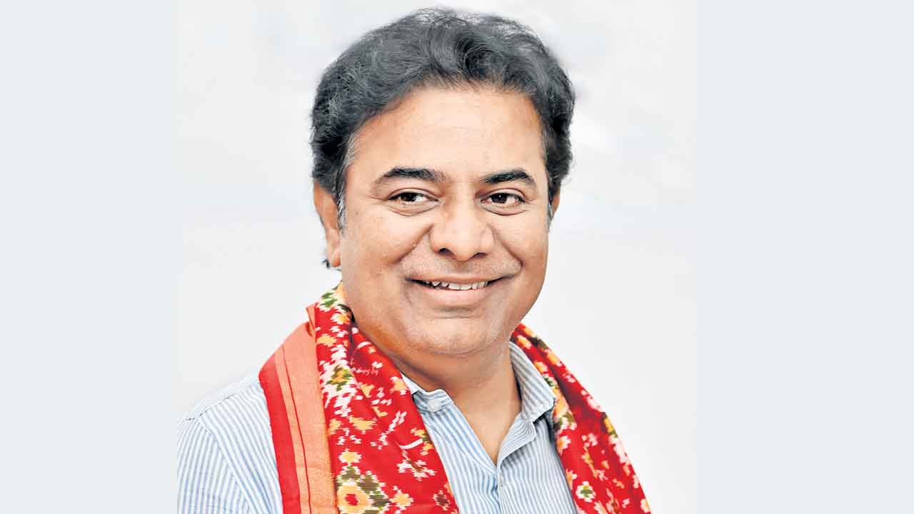 పుడమితల్లికి ఆభరణం హరితహారం