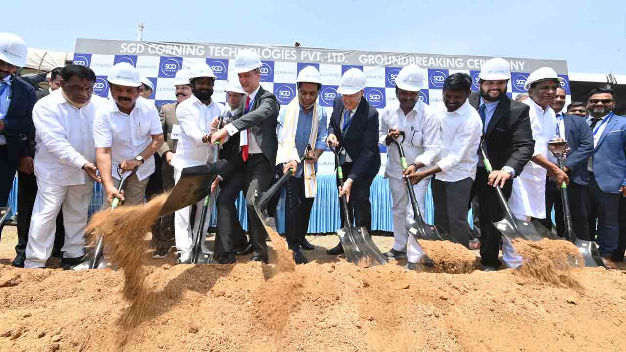 Minister KTR |   కాంగ్రెస్‌కు ఓటేస్తే శంకరగిరి మాన్యాలే.. ఓటుకు నోటు దొంగ చేతిలో ఆ పార్టీ భవిత: మంత్రి కేటీఆర్‌