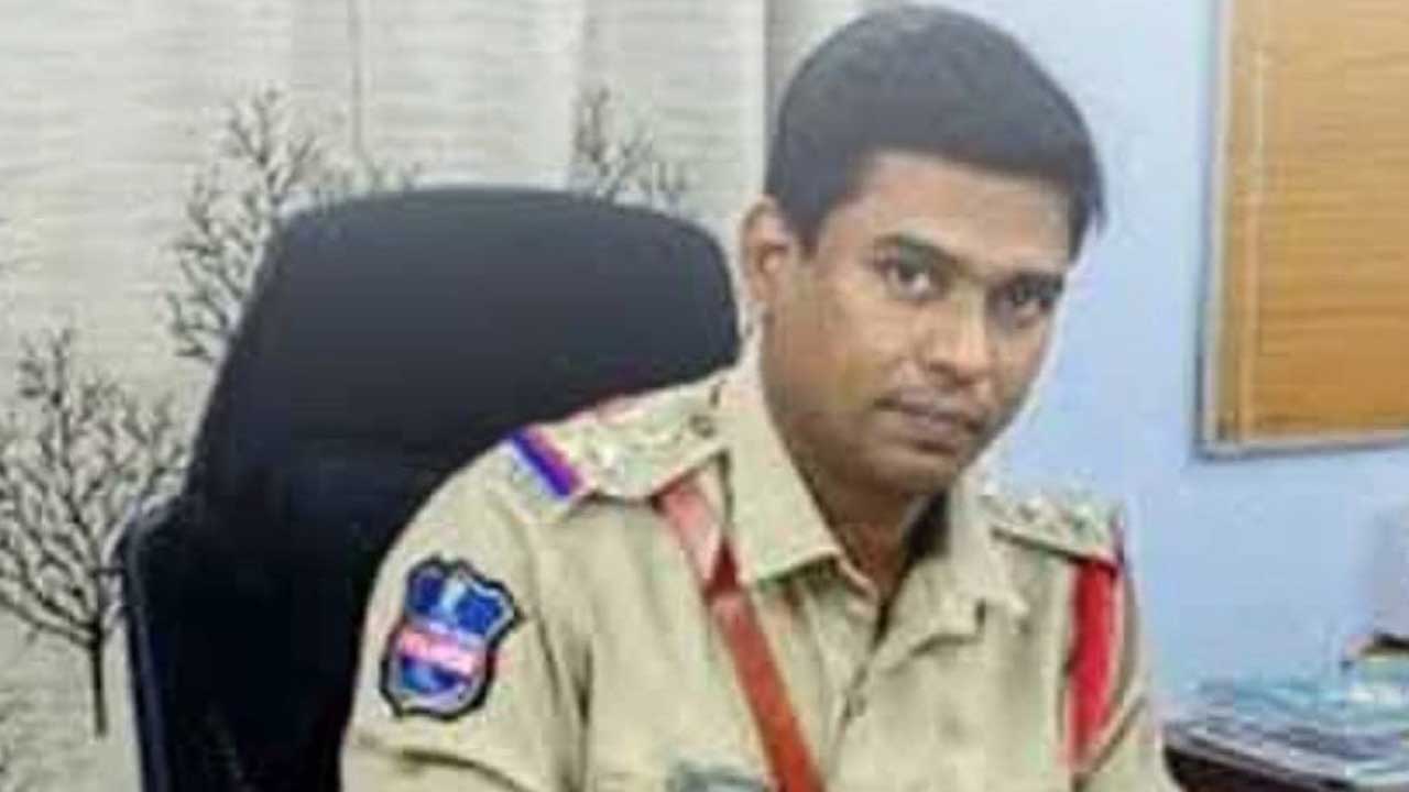 కేయూసీ సీఐ సస్పెన్షన్‌