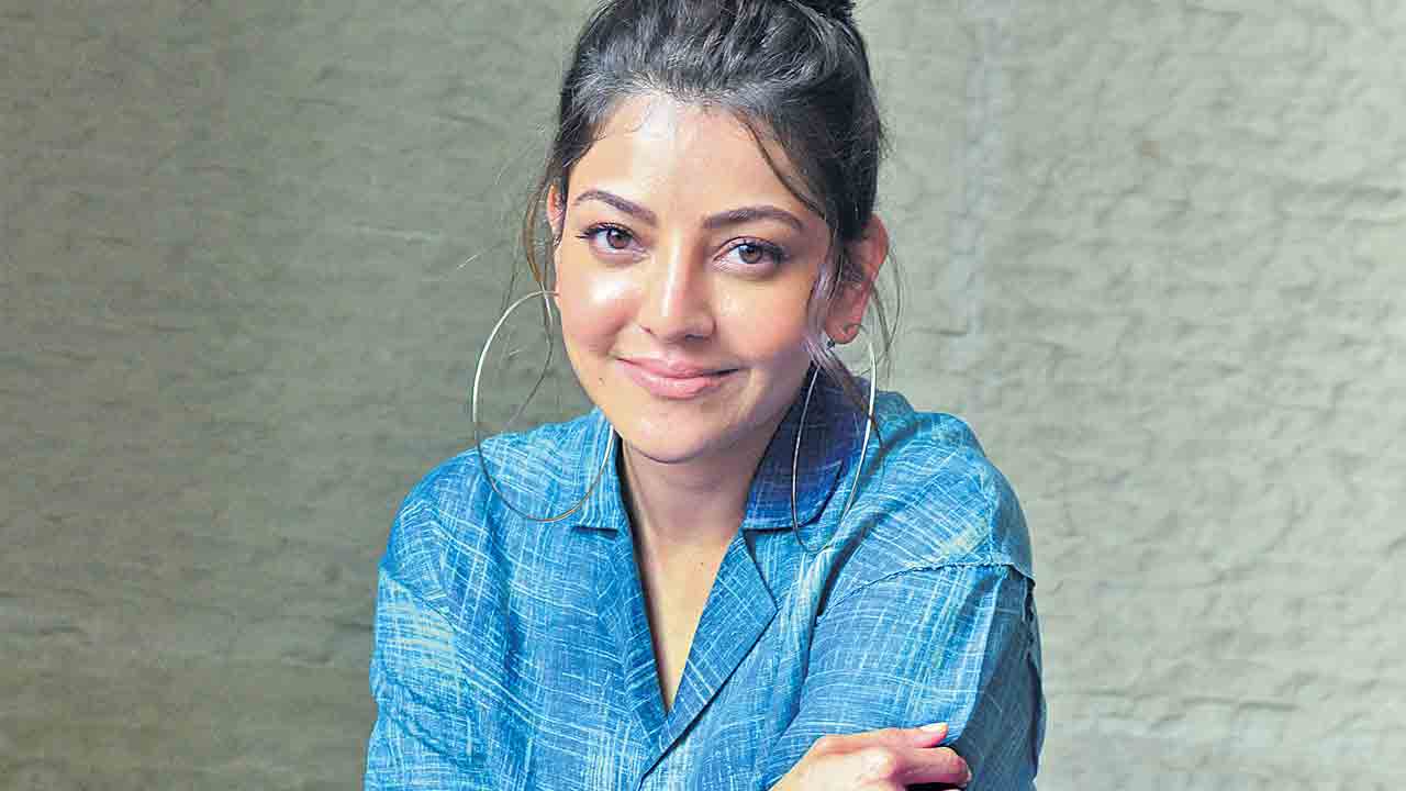 Kajal Aggarwal |  కుమారుడి కోసం సినిమాలకు గుడ్‌బై చెప్పే ఆలోచనలో పంజాబీ సుందరి..