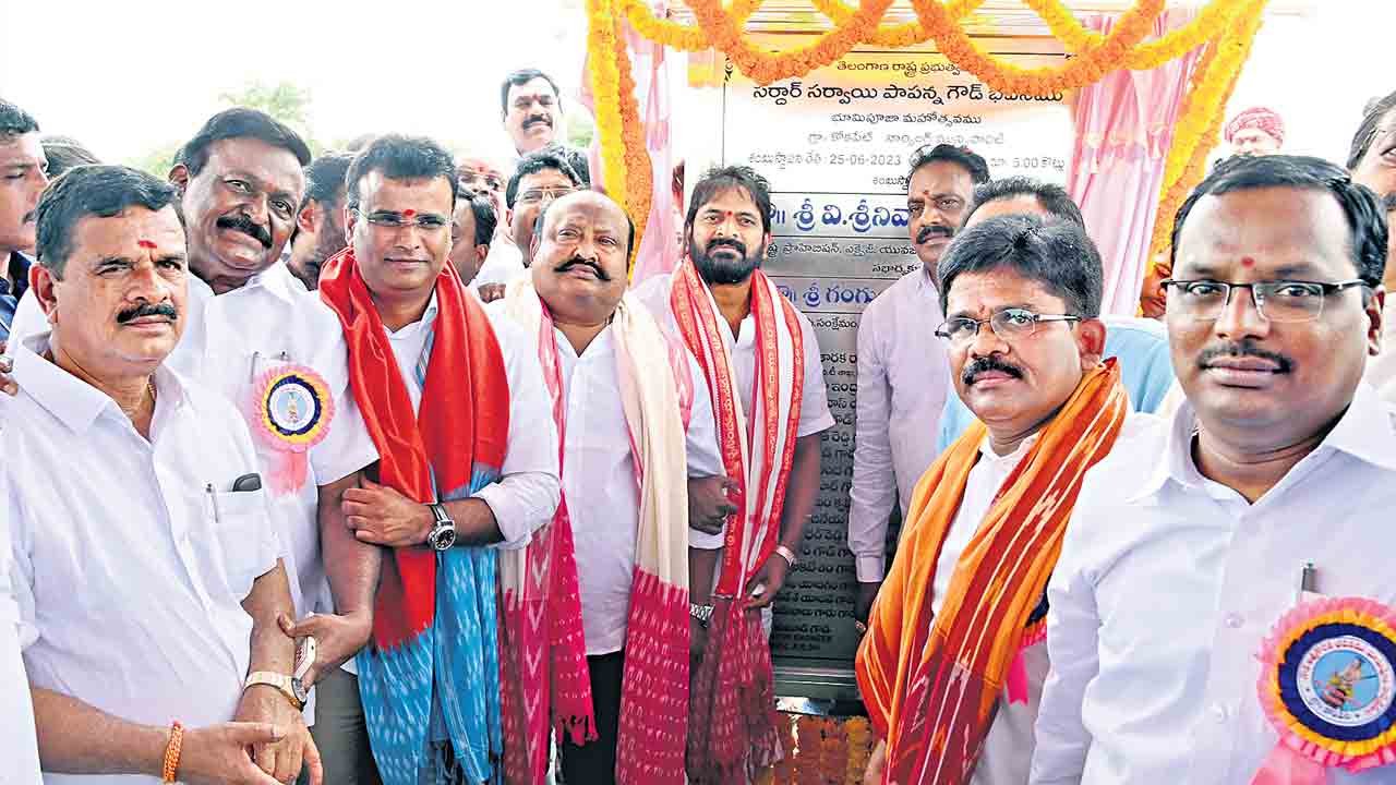 కులవృత్తులకు పూర్వవైభవం