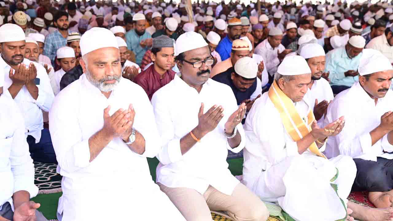 ప్రత్యేక ప్రార్థనలు