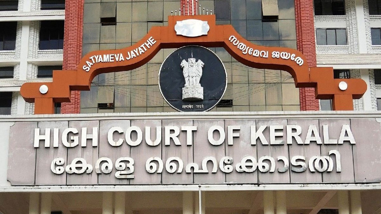 Live-in Relationship | లివ్‌-ఇన్‌ రిలేషన్‌షిప్‌పై కేరళ హైకోర్టు కీలక వ్యాఖ్యలు.. ఆ సంబంధాన్ని వివాహంగా గుర్తించలేమంటూ..!
