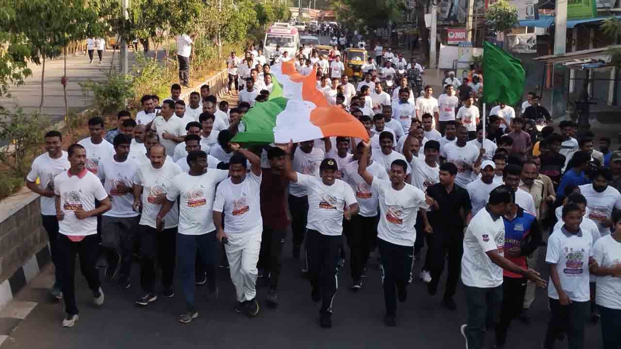 ఉత్సాహం.. ఉత్తేజం