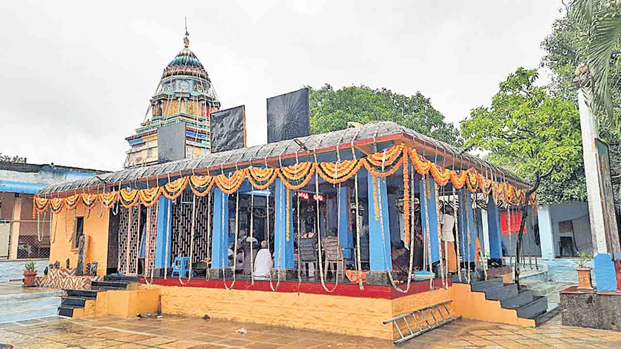 తెలంగాణ పండరీపురం.. పోదాం పదండి