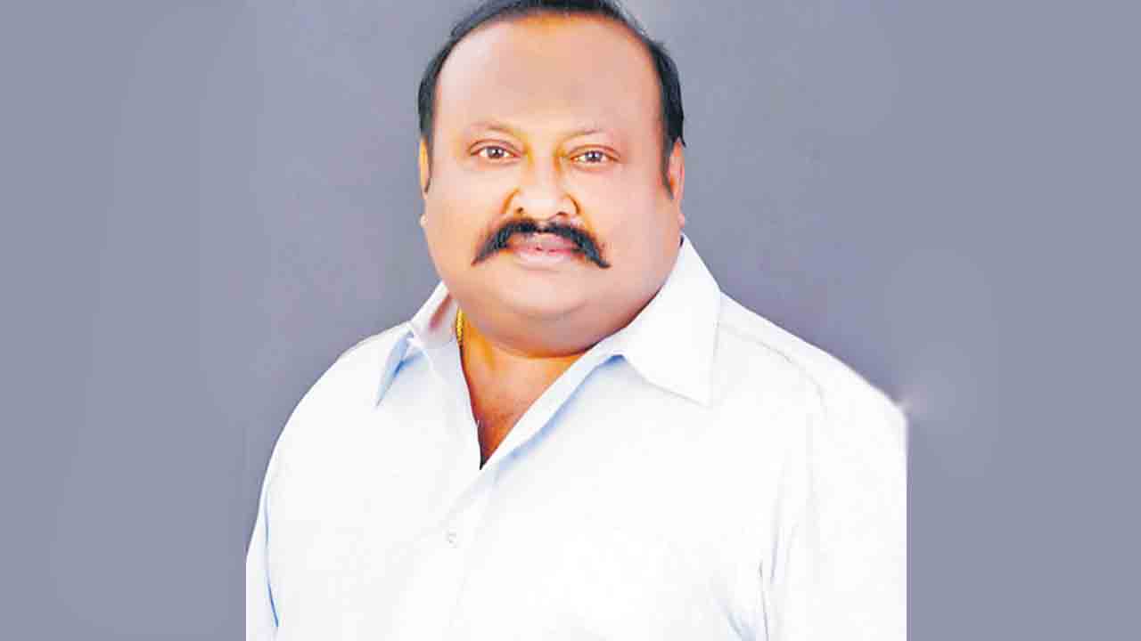 లక్ష సాయానికి 53 వేల దరఖాస్తులు